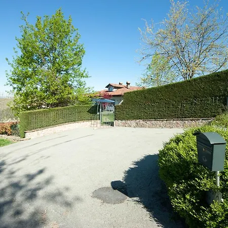 Cascina Pramaria 컨트리하우스